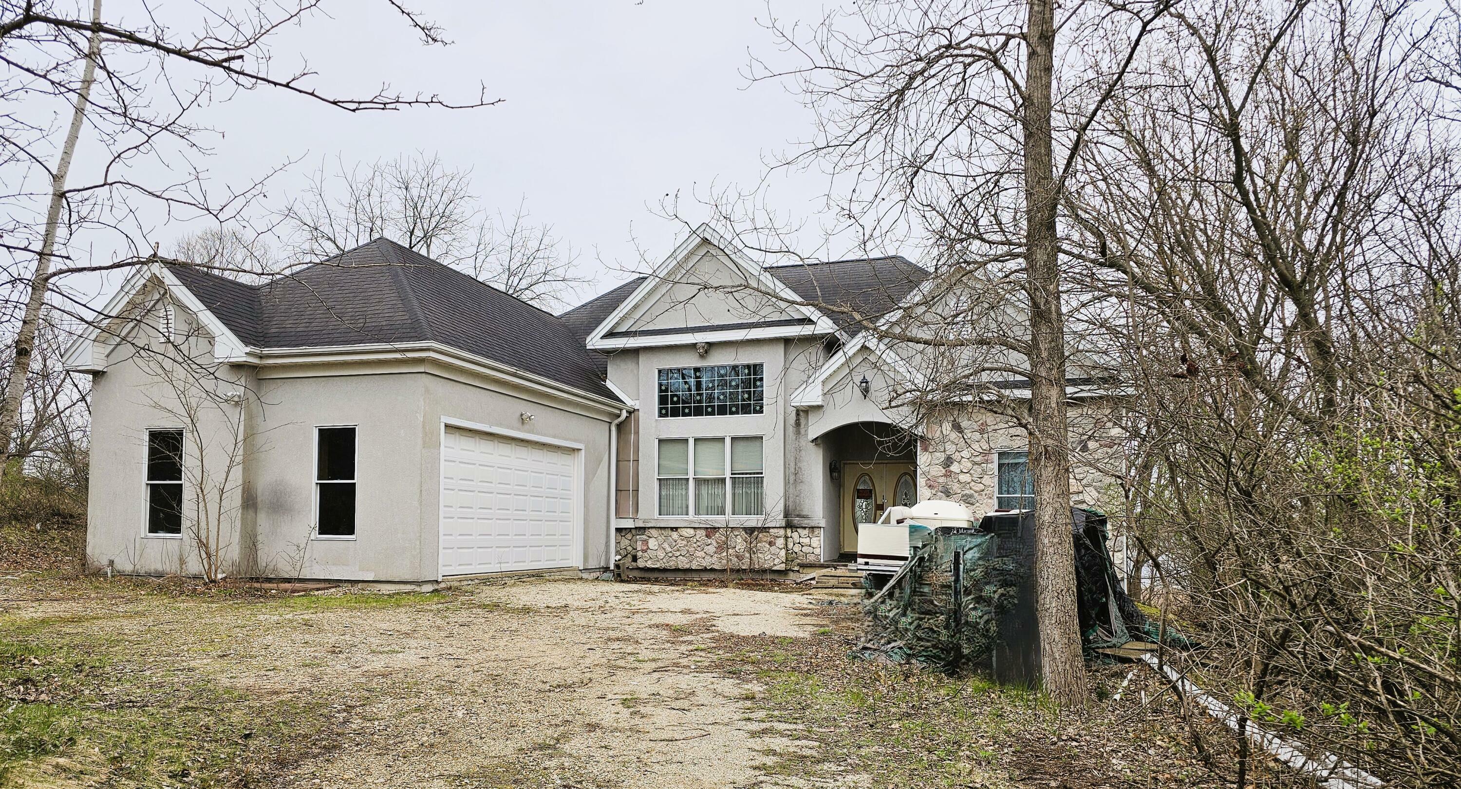 1835 N Davies Dr  Summit WI 53066 photo