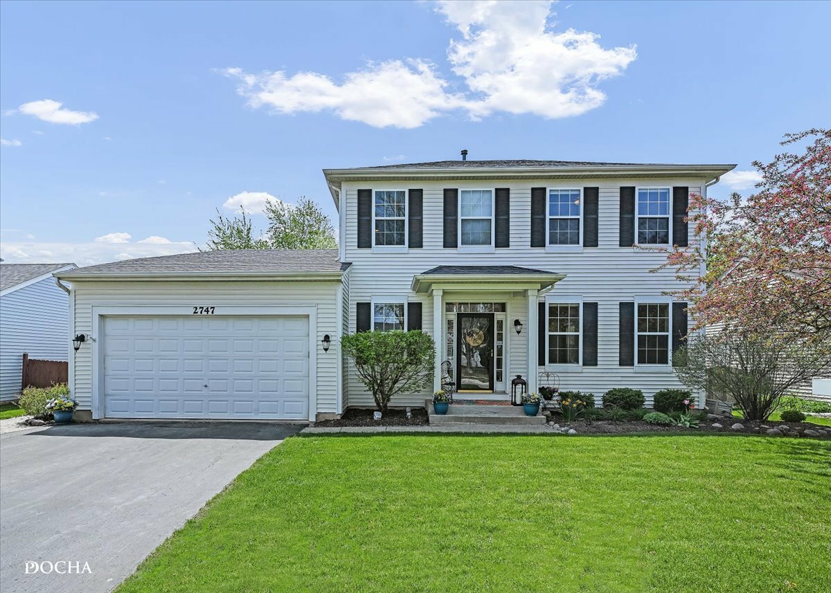 2747 Hillsboro Boulevard  Aurora IL 60503 photo