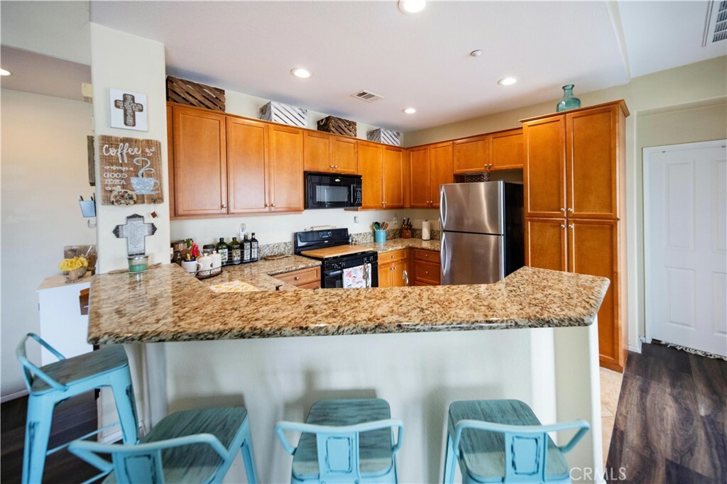 Property Photo:  27518 Hazelhurst Street 1  CA 92562 
