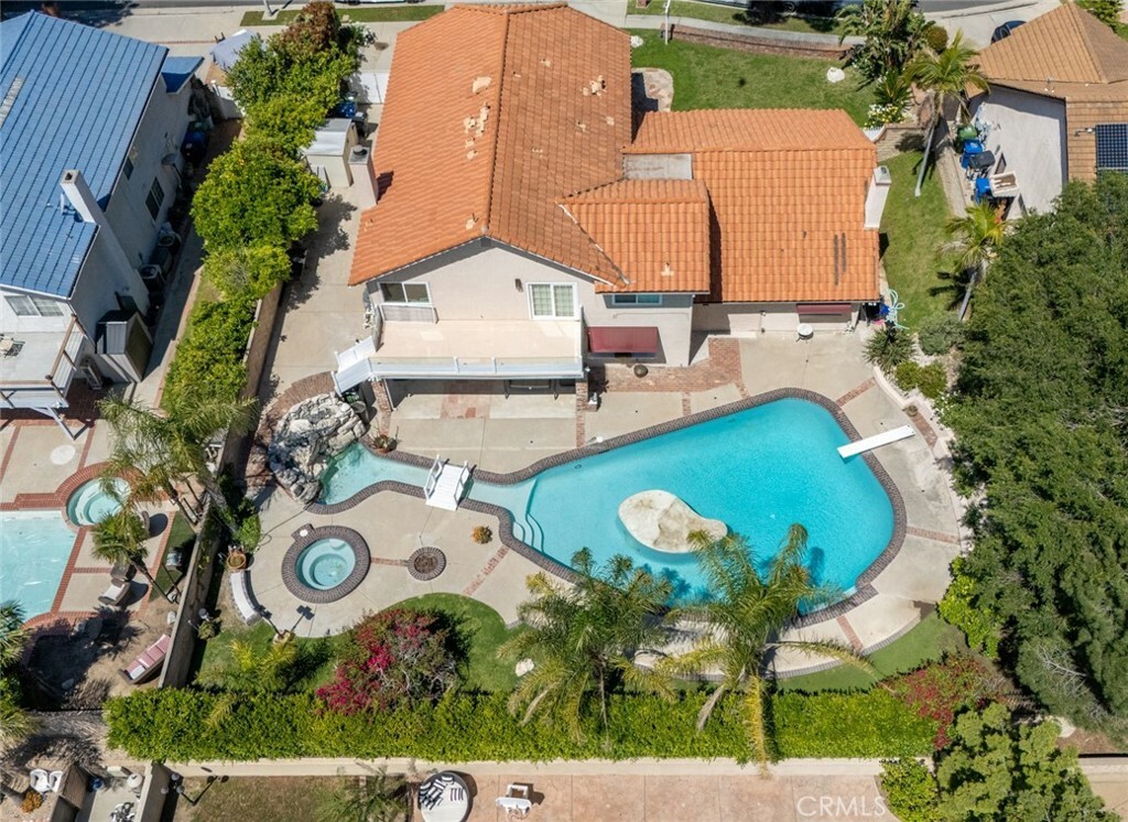 11030 Cozycroft Avenue  Chatsworth CA 91311 photo