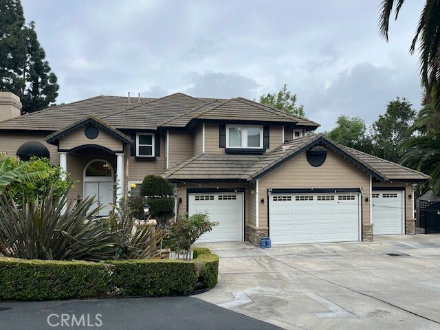 Property Photo: 450 S Estate Drive CA 92869