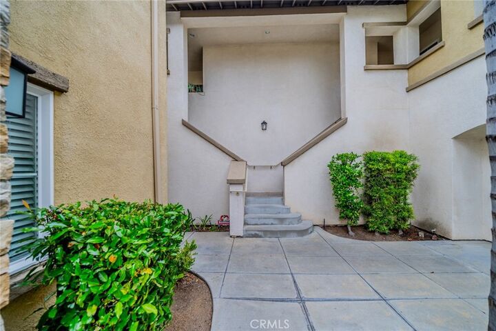 Property Photo: 26396 Arboretum Way 2906 CA 92563