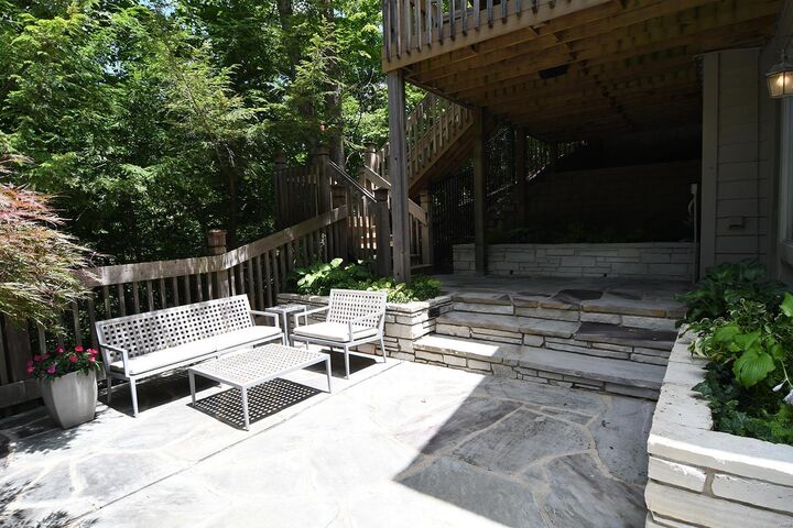 Property Photo: 1406 W Adams MO 63122