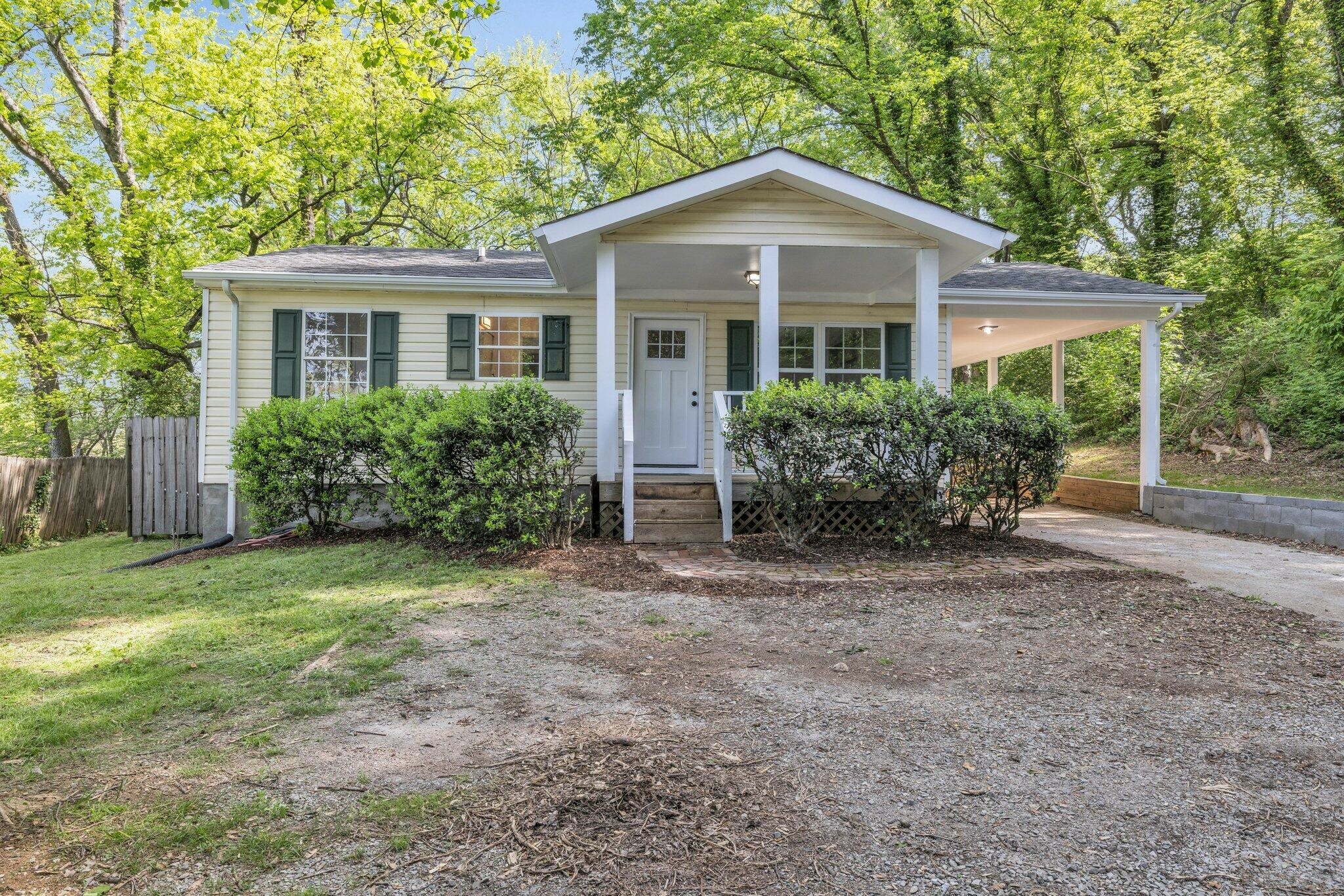 Property Photo:  2501 Ridge Street  TN 37406 