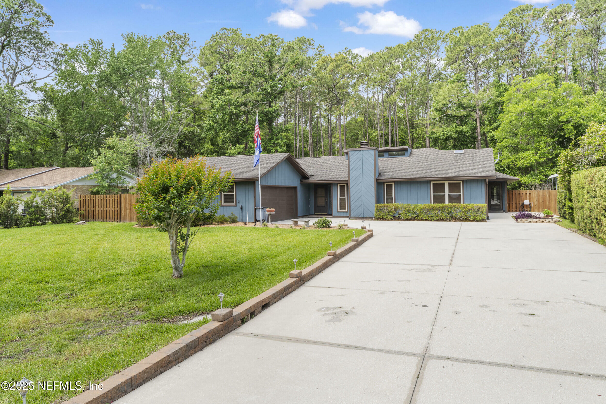 Property Photo:  970 Orangewood Road  FL 32259 