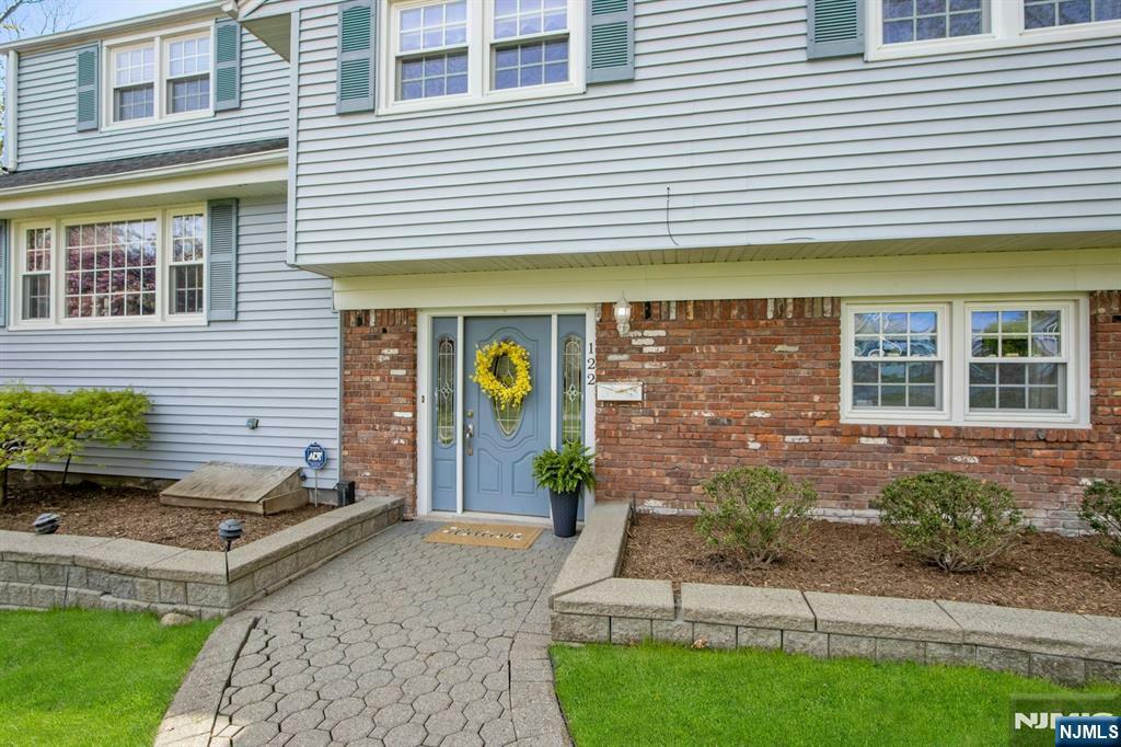 Property Photo: 122 Royal Drive NJ 07656