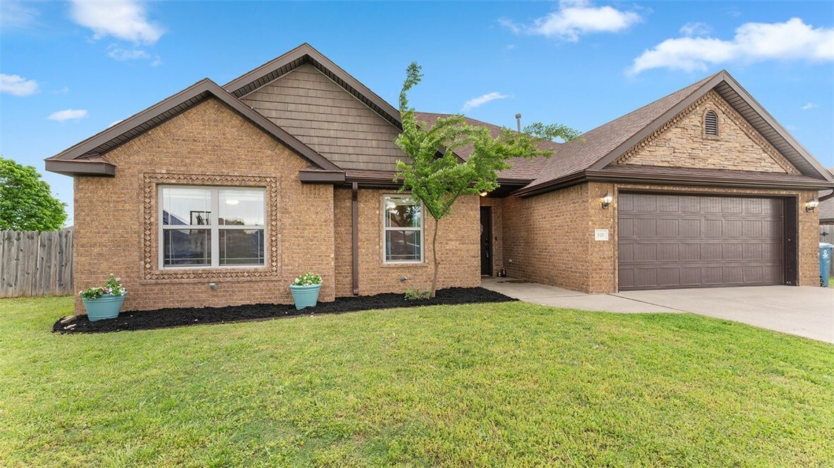 Property Photo: 505 Blair Circle AR 72751