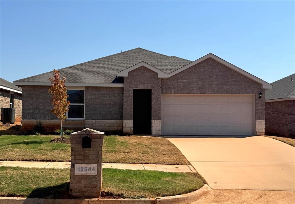 Property Photo: 12544 NW 141st Street OK 73078