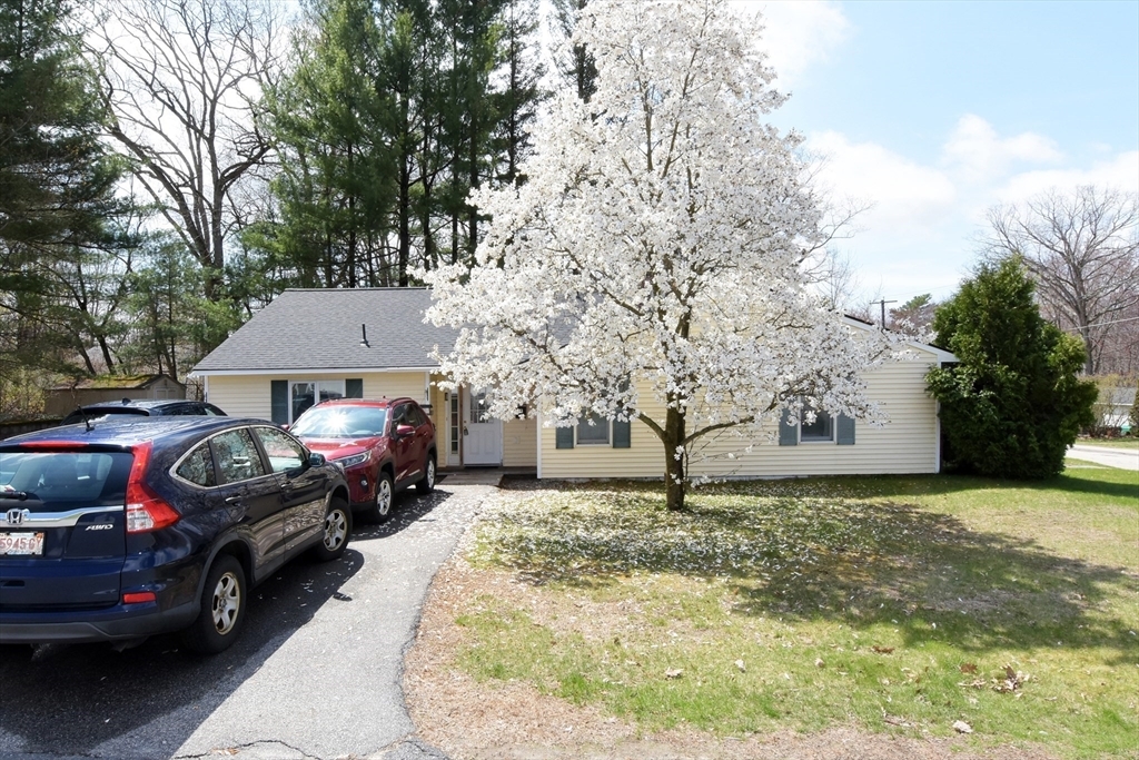 Property Photo: 14 Warren Rd MA 01501