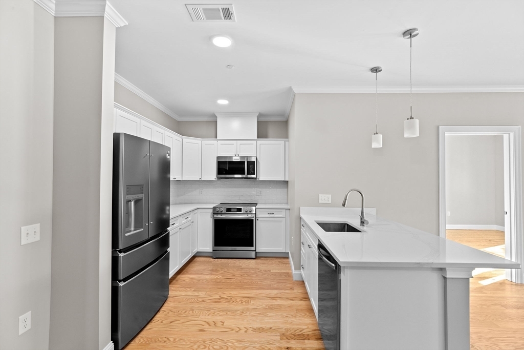 Property Photo: 485 Blue Hills Parkway 16 MA 02186