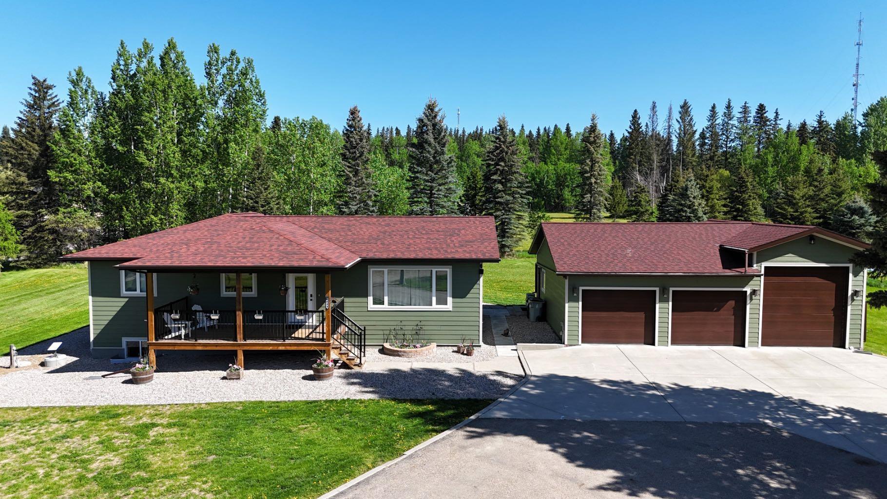 6624 17 Avenue  Edson AB T7E 1S4 photo