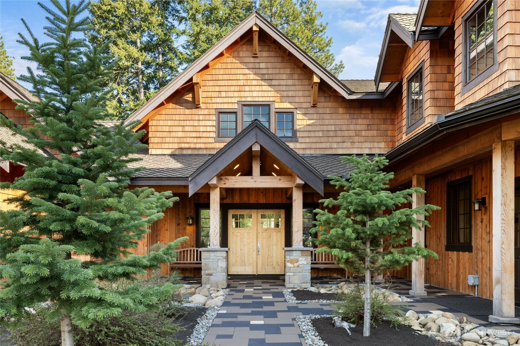 Property Photo: 170 Rinky Dink Lane WA 98922