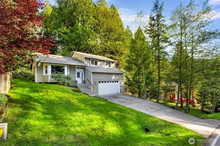 Property Photo:  11  Marigold Drive  WA 98229 