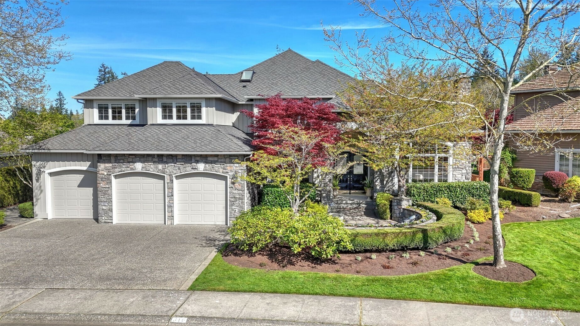 316  246th Way SE  Sammamish WA 98074 photo