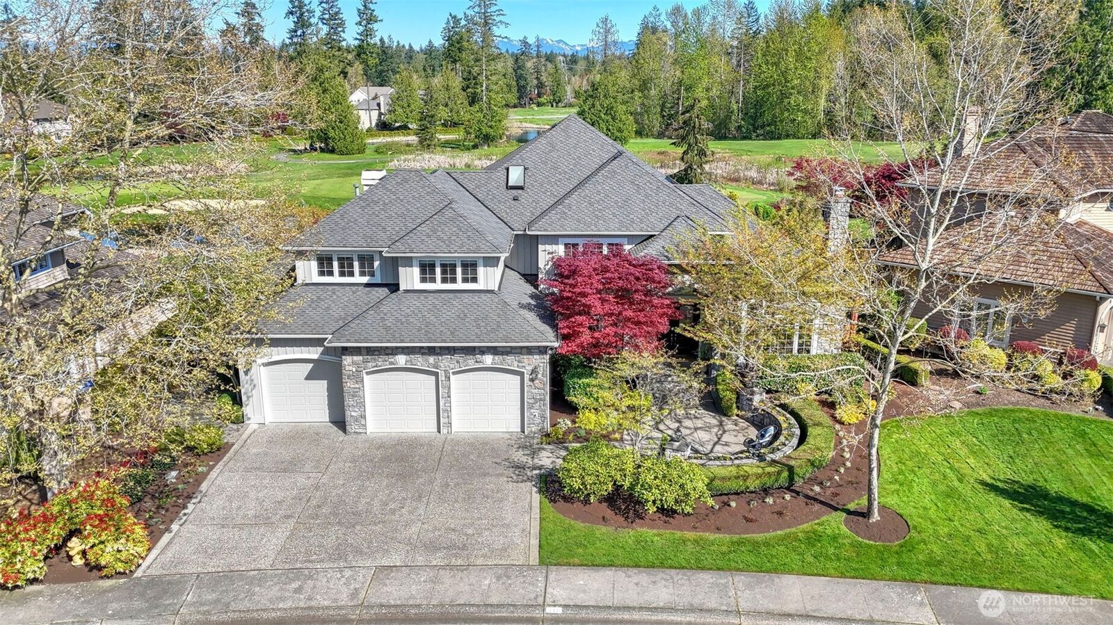 Property Photo:  316  246th Way SE  WA 98074 