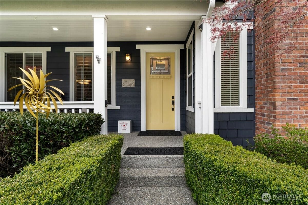 Property Photo:  12614 NE 140th Street  WA 98034 