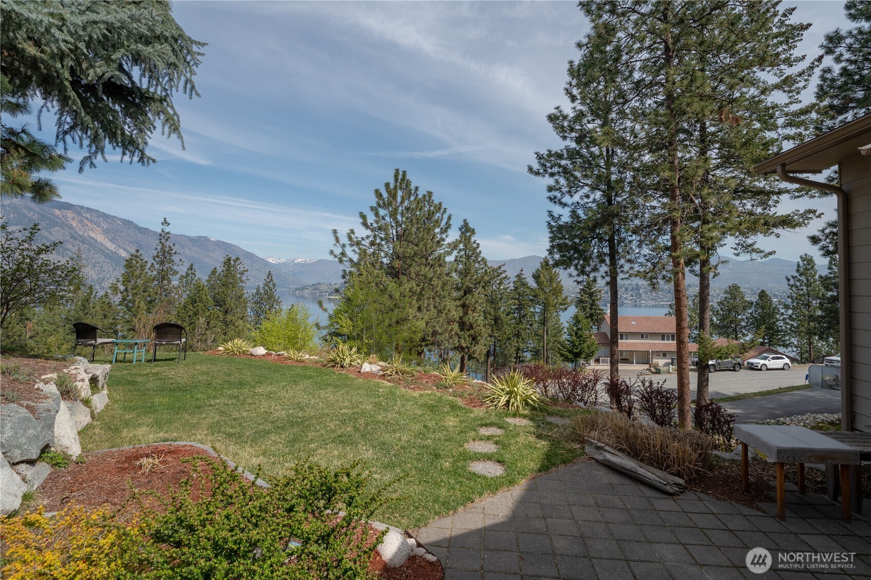 Property Photo: 7379 Ridgeview Drive WA 98816