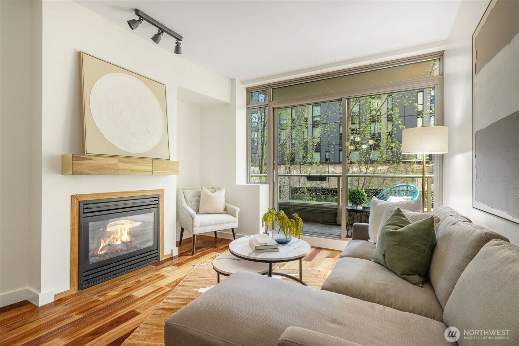 Property Photo: 910 Lenora Street S406 WA 98121