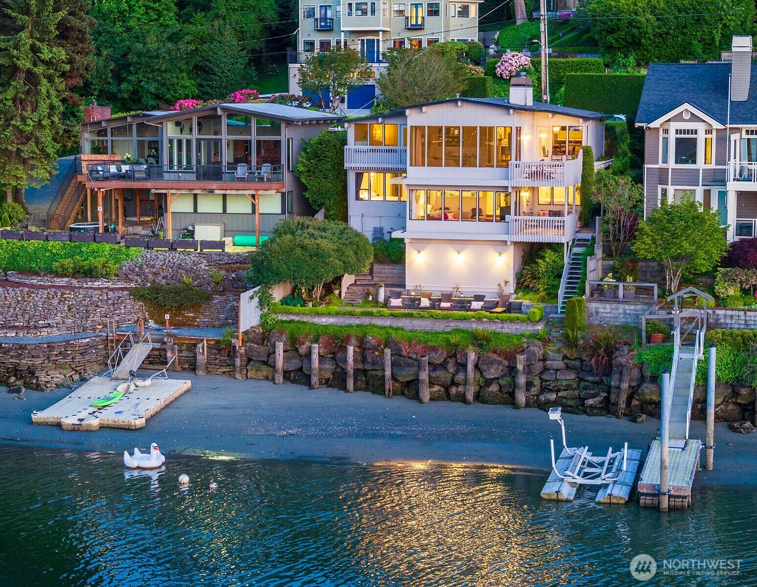 Property Photo: 3510 W Commodore Way WA 98199