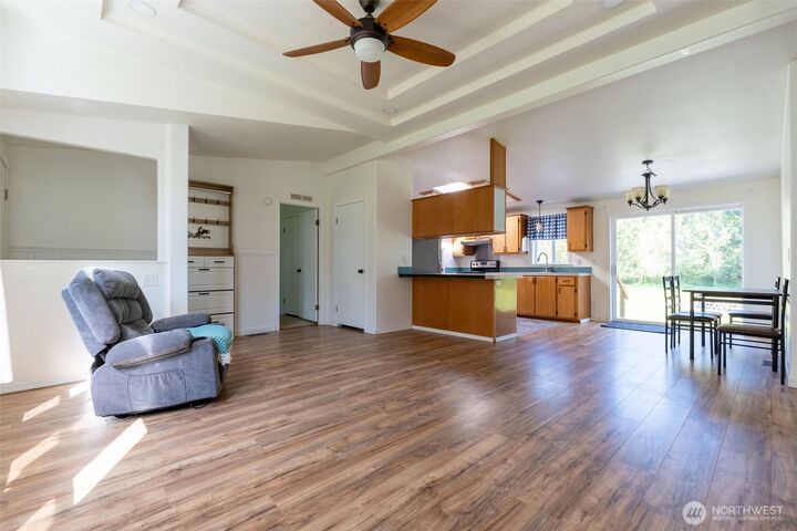 Property Photo:  1667  Spencer Road B  WA 98570 