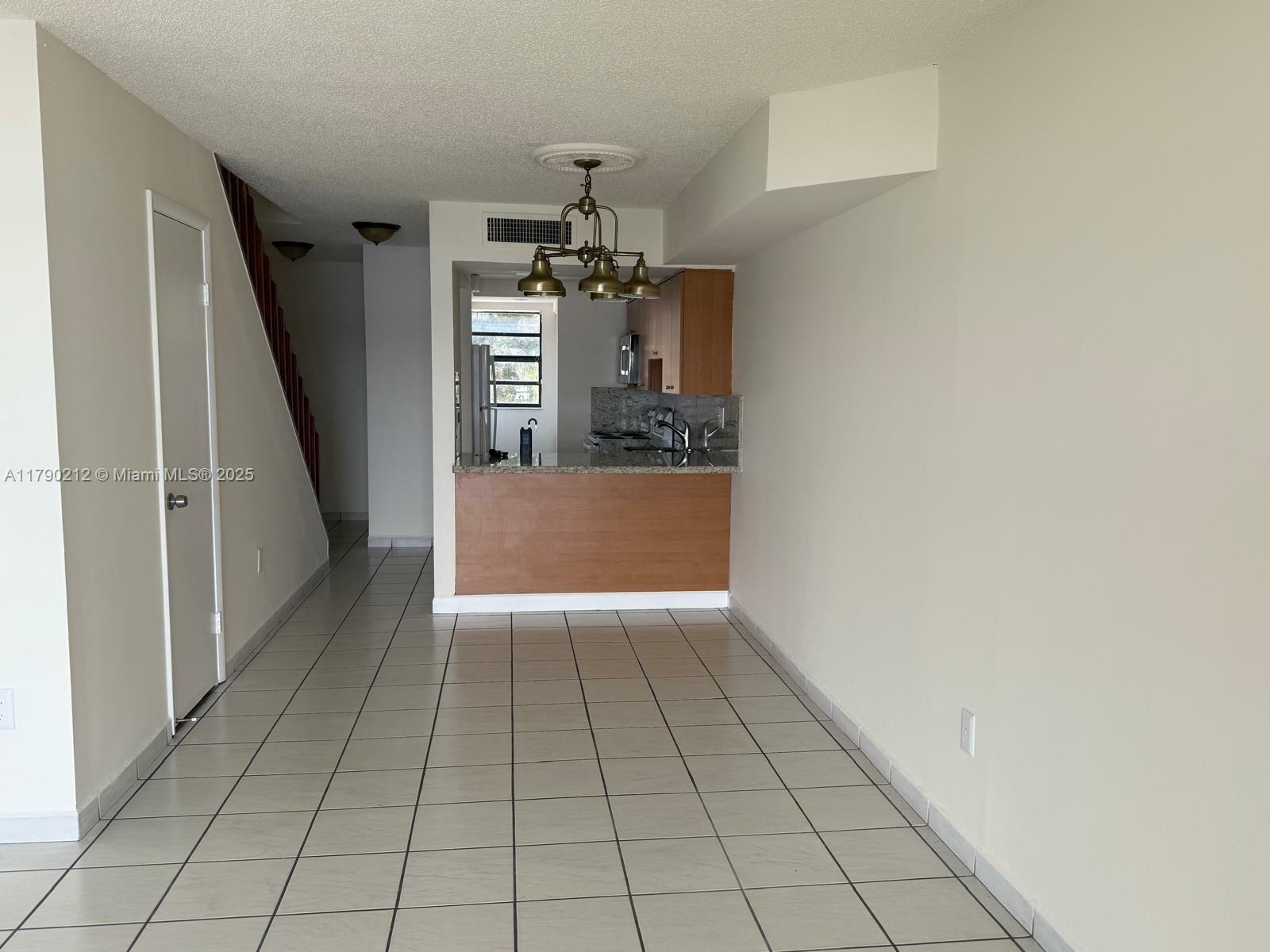 Property Photo: 2692 W 60th St 80 FL 33016