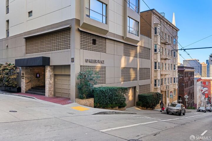 Property Photo: 10 Miller Place 1002 CA 94108