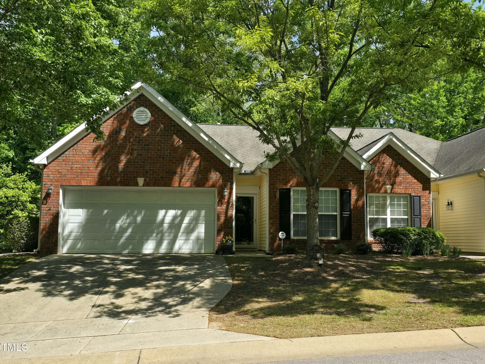 Property Photo: 2565 Bent Green Street NC 27614
