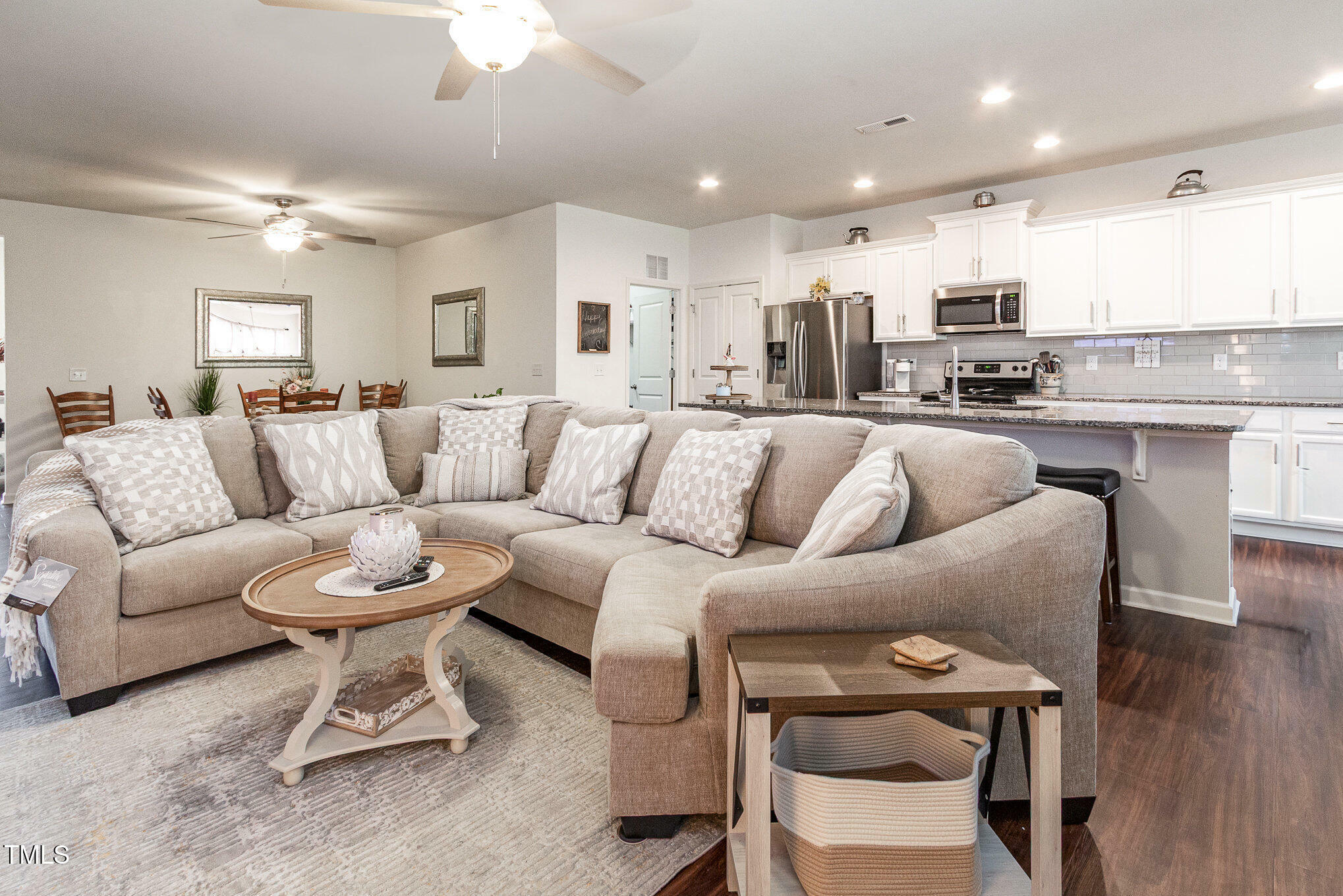 Property Photo: 46 S Great White Way NC 27527