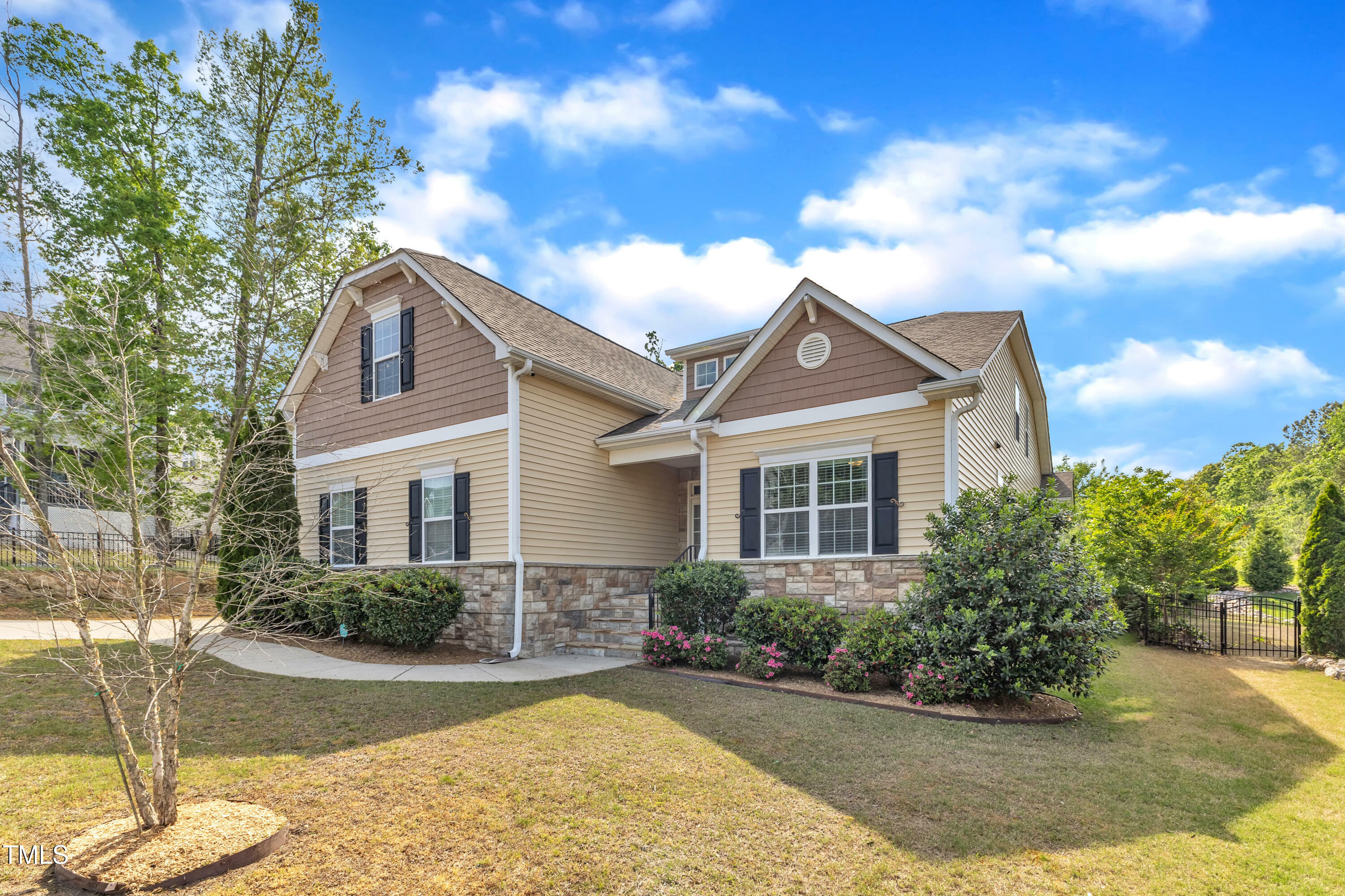 Property Photo: 615 Prides Crsg Crossing NC 27571