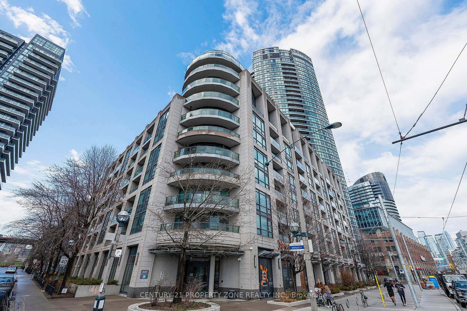 600 Fleet Street 407  Toronto ON M5V 1B7 photo