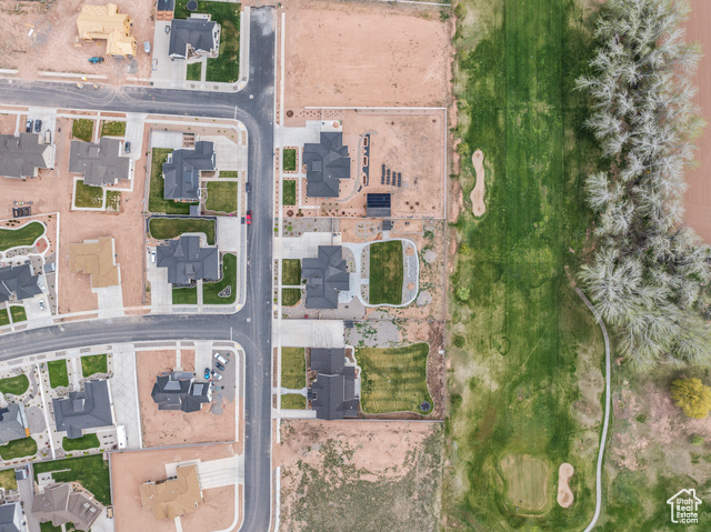 Property Photo: 949 W Torrey Pines Dr UT 84701