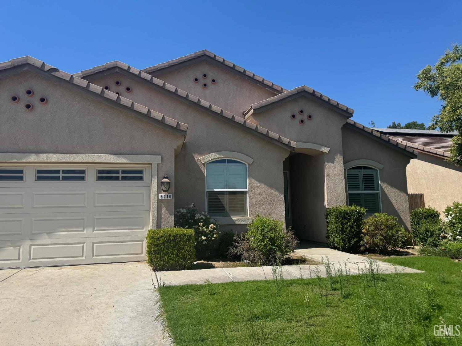 Property Photo: 6210 Baguette Avenue CA 93313