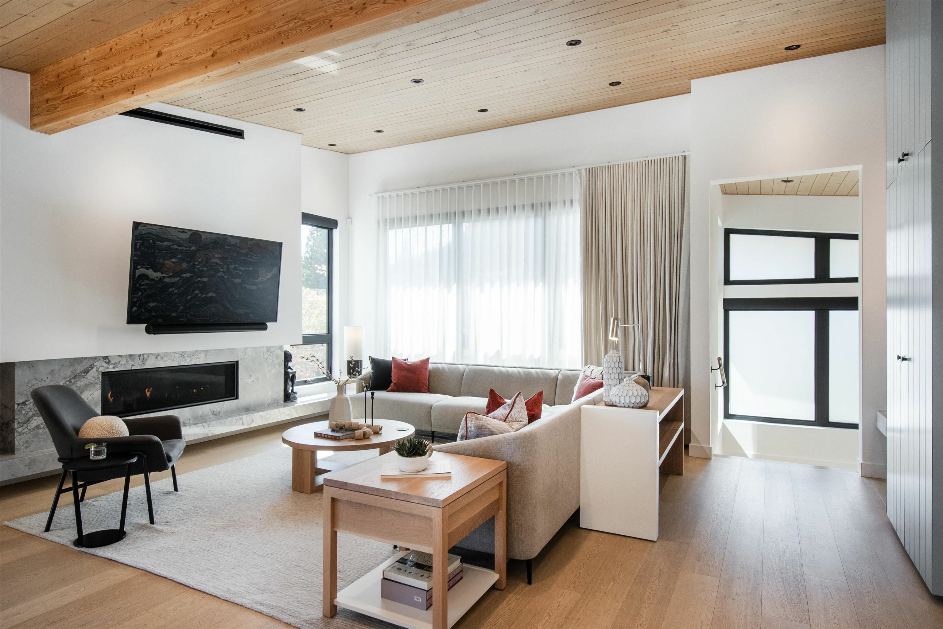 Property Photo: 4598 Meadowbank Close BC V7K 2L2