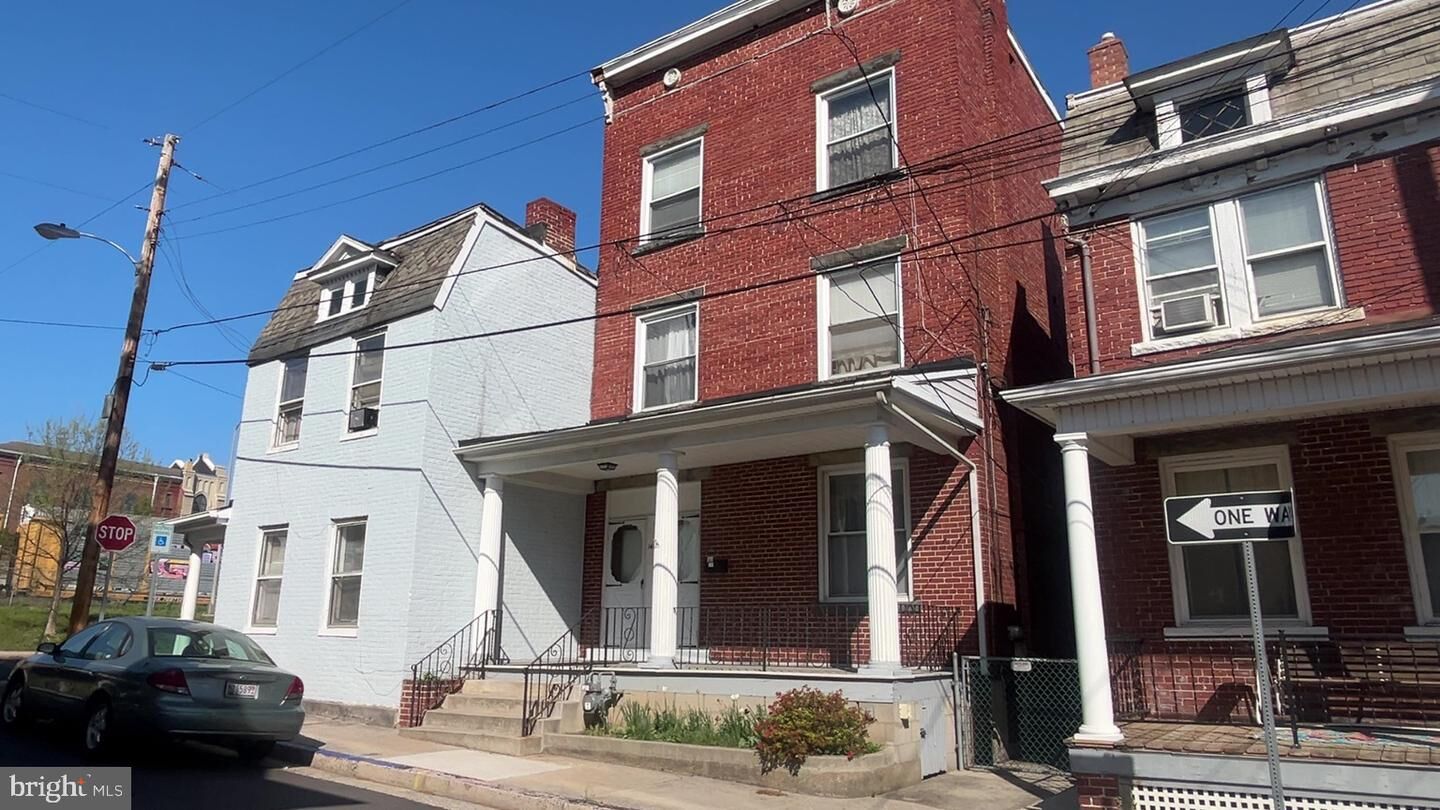 Property Photo:  149 Polk  MD 21502 