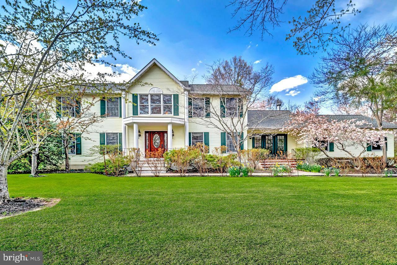 8 Coventry Lane  Hopewell NJ 08525 photo