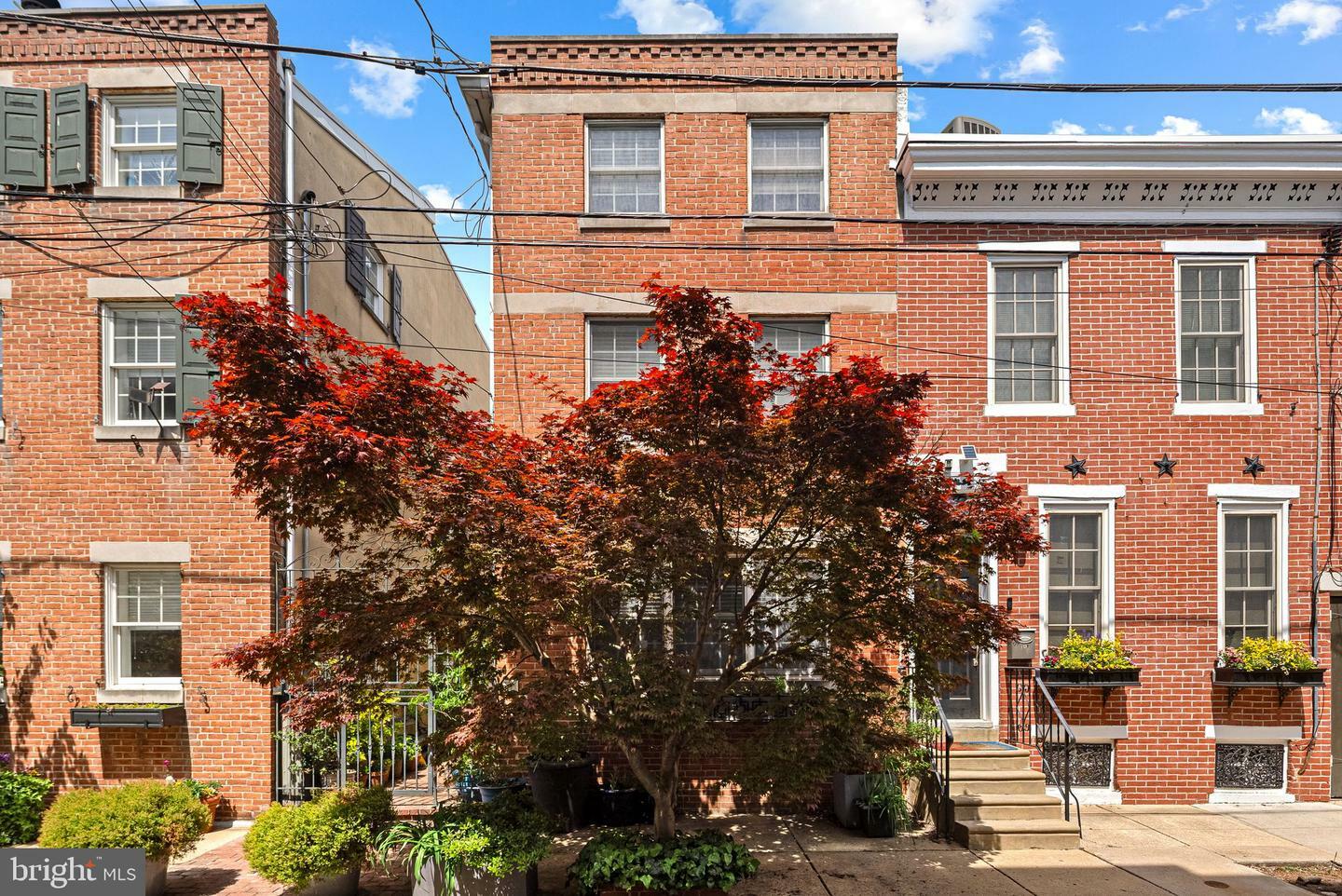 321 Pemberton Street  Philadelphia PA 19147 photo