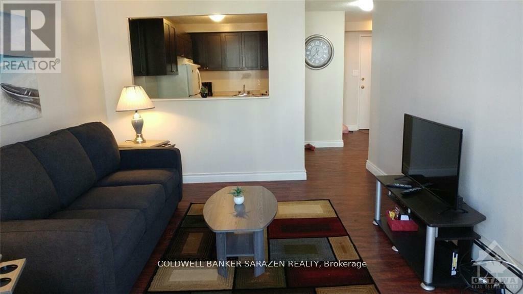 Property Photo:  204 Bruyere Street  ON K1N 5E3 