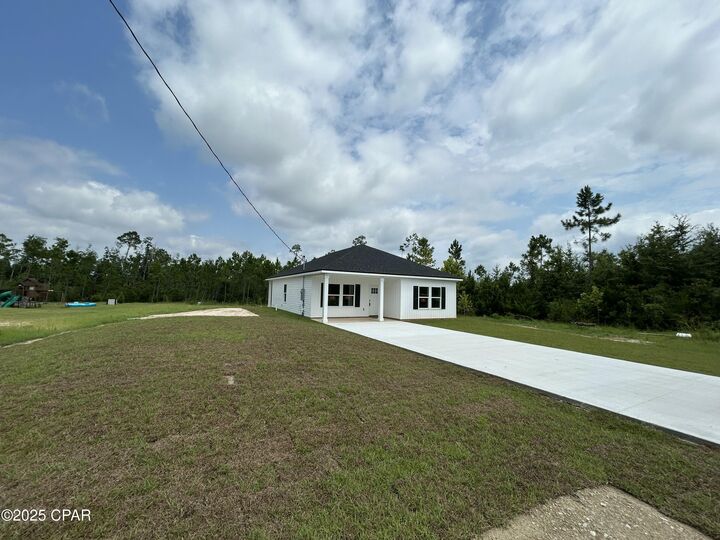 Property Photo:  5114 Debi Road  FL 32404 