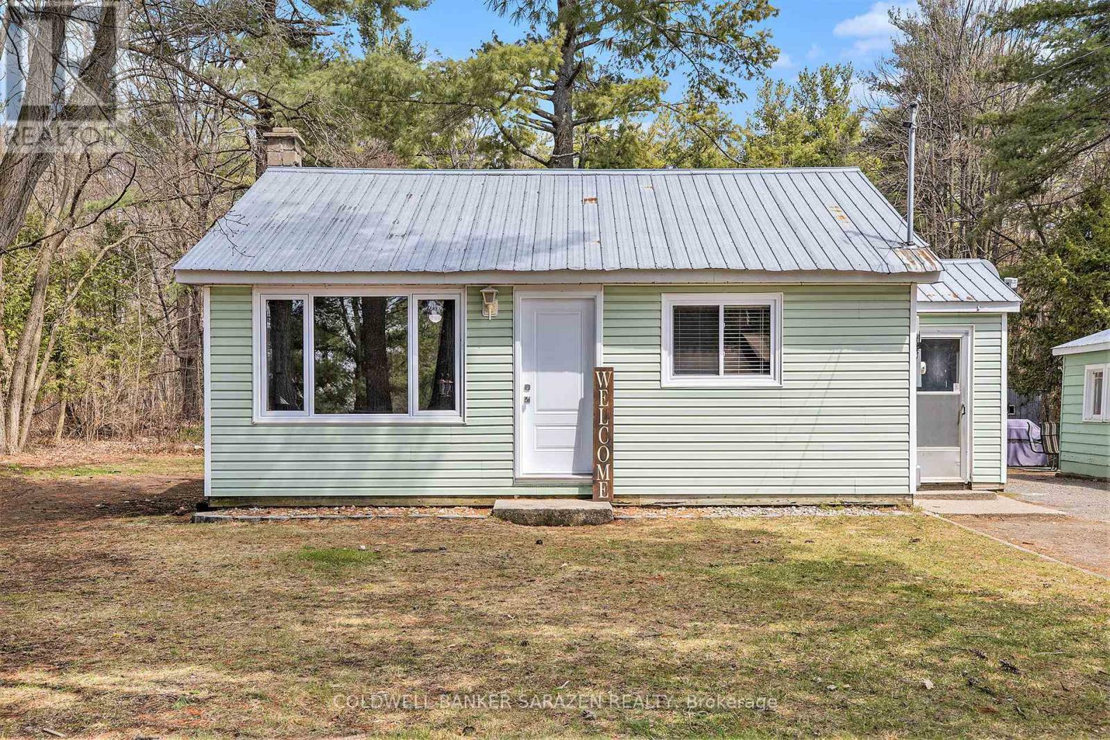 Property Photo: 542 McLachlan Road North ON K0A 3L0