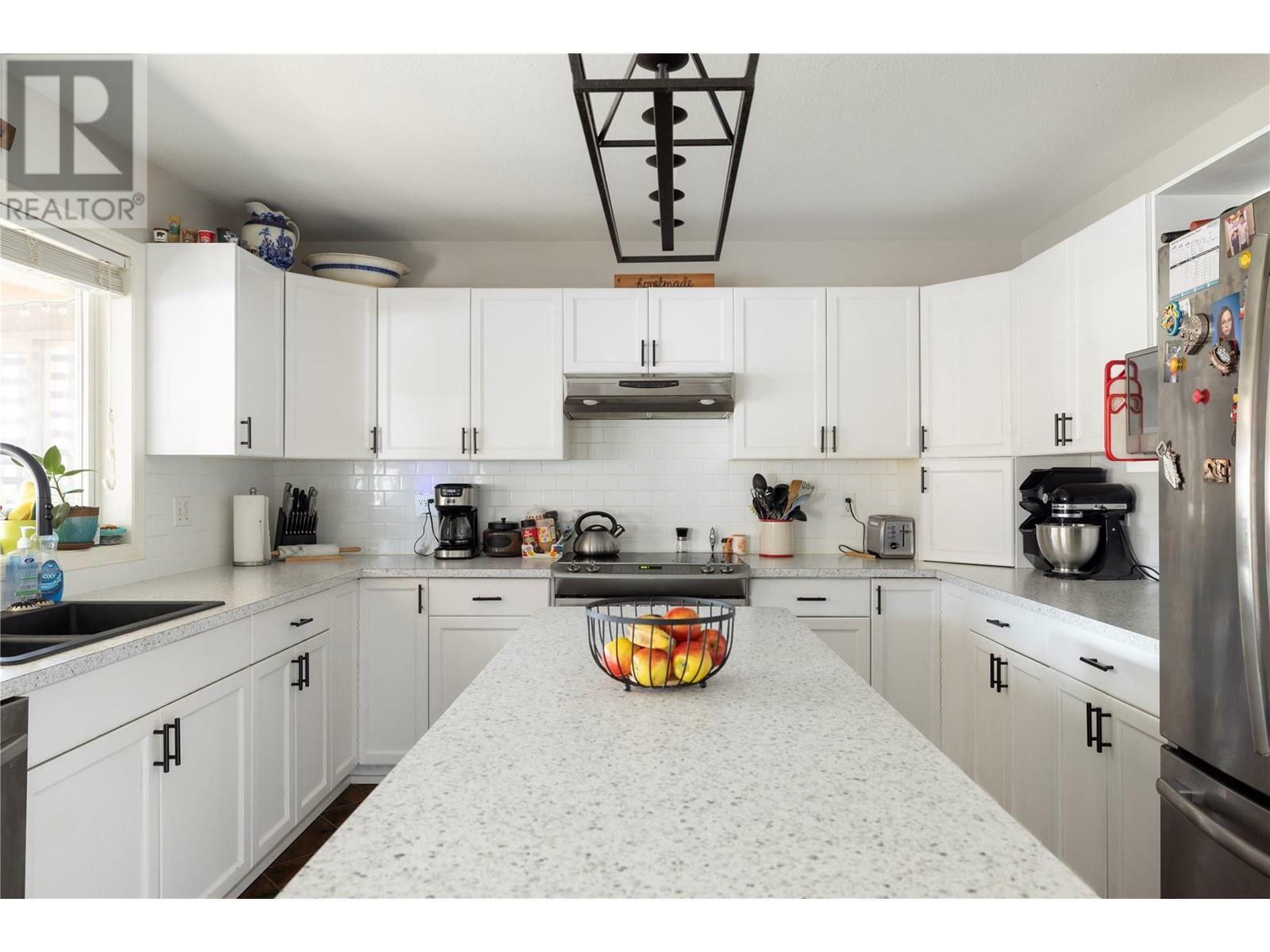 Property Photo: 3767 Glover Avenue East BC V0E 1B4