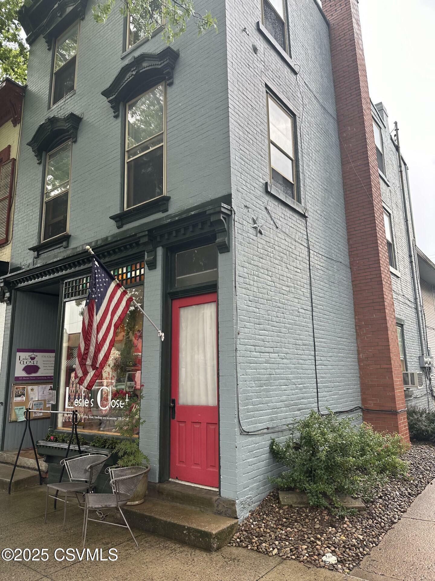 Property Photo: 325 Market Street PA 17837