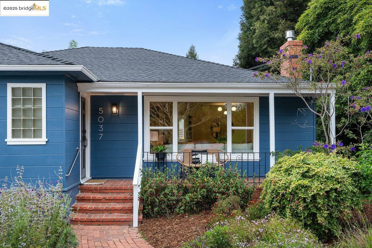 Property Photo: 5037 Pierpoint Ave CA 94602