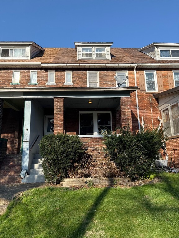 Property Photo: 823 Priestley Avenue PA 16511