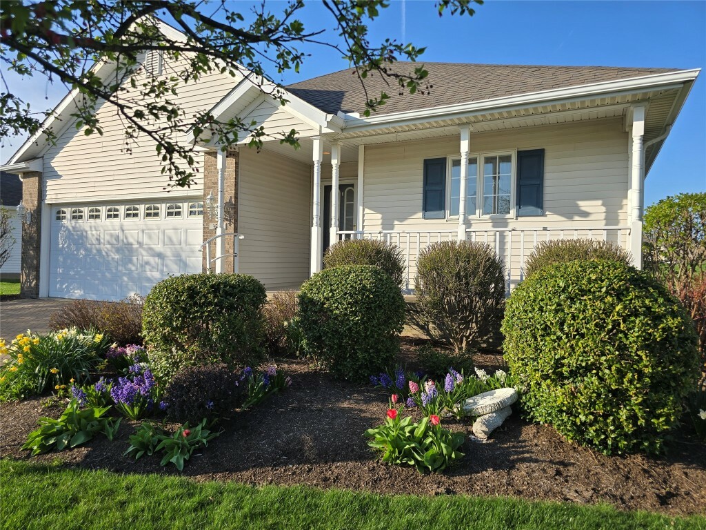 Property Photo: 3735 Harbor Ridge Trail PA 16510