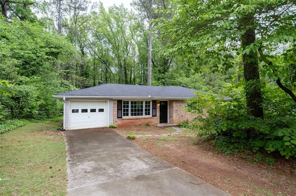Property Photo: 980 Oakton Drive SW GA 30060