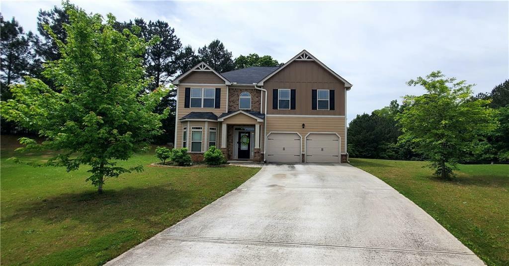 Property Photo: 6816 Diamond Drive GA 30273
