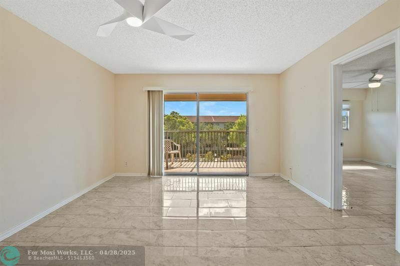 Property Photo: 1351 SW 125th Ave 412 FL 33027