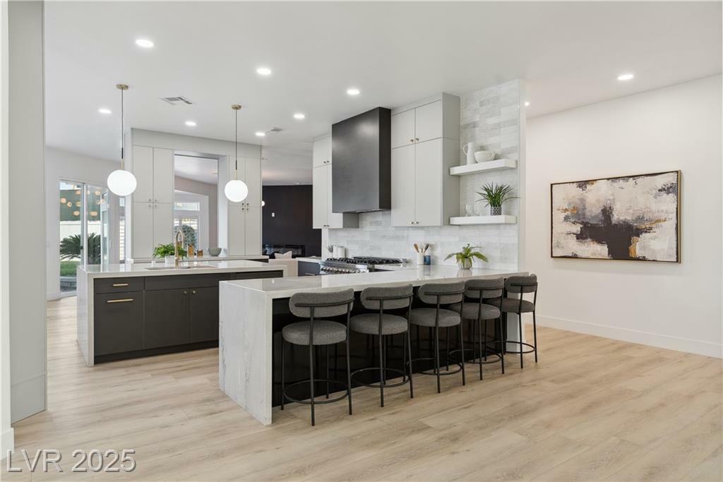 Property Photo: 4944 Spanish Heights Drive NV 89148