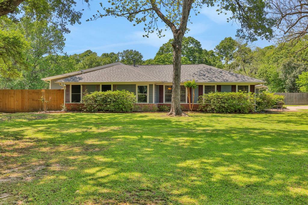 Property Photo: 1315 Kilgore Road TX 77520