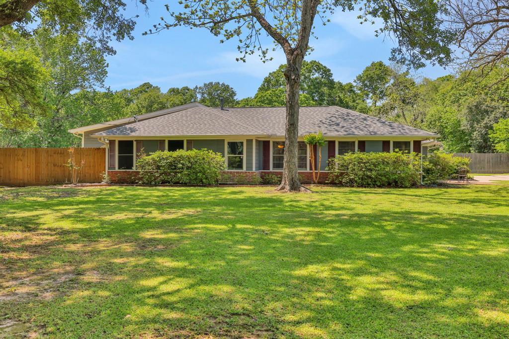 Property Photo: 1315 Kilgore Road TX 77520